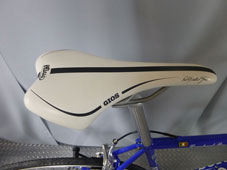 GIOS ROADBIKE COMPACTPRO SADDLE（ジオス ロードバイク コンパクトプロ サドル） 