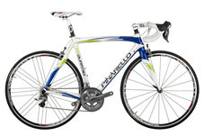 PINARELLO 2013 ROADBIKE FP QUATTRO ULTEGRA Di2 562 MOVISTAR COLOR（ピナレロ 2013年モデル ロードバイク エフピー クアトロ 電動 アルテグラ 完成車 モビスタ― カラー）