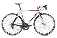PINARELLO 2014 ROADBIKE MARVEL 30.12 THINK 2 CAMPAGNOLO ATHENA 11s 779 WHITE BLACK COLOR（ピナレロ 2014年モデル ロードバイク マーベル カンパニョーロ アテナ 11スピード 完成車 ホワイト ブラック カラー）