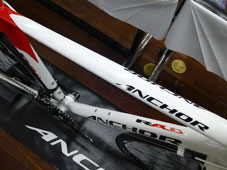 ANCHOR 2015 ROADBIKE RA6 EX Racing Red COLOR TOPTUBE（アンカー 2015年モデル ロードバイク イーエックス レーシングレッド カラー トップチューブ）