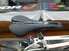 ANCHOR 2015 ROADBIKE RS8 ELITE WA RACING RED SADDLE SEATPOST（アンカー 2015年モデル ロードバイク エキップ エリート レーシングレッド サドル シートポスト）