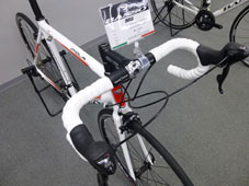BASSO 2015 ROADBIKE IMORA 3500 SHIMANO SORA 9speed WHITE HANDLE STEM （バッソ  2015年モデル ロードバイク イモラ シマノ ソラ ホワイト ハンドル ステム） 