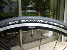 CANNONDALE 2015 ROADBIKE CAAD10 5 105 SPECIAL BLA COLOR TIRE WHEEL（キャノンデール 2015年モデル ロードバイク キャドテン スペシャル仕様 ブラック カラー タイヤ ホイール)