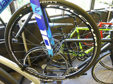 CANNONDALE 2015 CAAD10 RIVAL DISC 11SPEED BLU COLOR WHEEL FULCRUM RACING SPORT（キャノンデール 2015年モデル キャドテン ライバル ディスク 11スピード ブルー カラー ホイール フルクラム レーシング スポーツ)