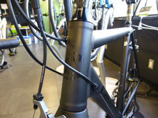 CANNONDALE 2015 CAAD10 3 ULTEGRA 11SPEED BLA COLOR HEADTUBE（キャノンデール 2015年モデル キャドテン スリー シマノ アルテグラ 11スピード ブラック カラー ヘッドチューブ)