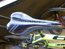 CANNONDALE 2015 CAAD8 5 shimano 105 GRN COLOR SADDLE（キャノンデール 2015年モデル キャドエイト ファイブ グリーン カラー サドル)