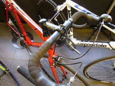 CANNONDALE 2015 CAAD8 SHIMANO SORA 9 SPEED RED COLOR HANDLE STEM（キャノンデール 2015年モデル キャドエイト セブン シマノ ソラ レッド カラー ハンドル ステム）