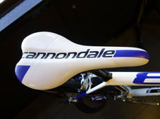 CANNONDALE 2015 CAAD8 6 TIAGRA BLU COLOR SADDLE（キャノンデール 2015年モデル キャドエイト シックス ティアグラ ブルー カラー サドル)