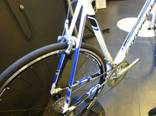 CANNONDALE 2015 CAAD8 6 TIAGRA BLU COLOR SEATSTAY（キャノンデール 2015年モデル キャドエイト シックス ティアグラ ブルー カラー シートステイ)