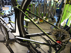CANNONDALE 2015 TRIATLON BIKE SLICE ULTEGRA Di2 REP COLOR SEATSTAY（キャノンデール 2015年モデル トライアスロン バイク スライス 電動 アルテグラ レプリカ カラー シートステイ）