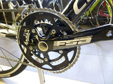 CANNONDALE 2015 SUPERSIX EVO 5 105 BLK COLOR CRANK SET（キャノンデール 2015年モデル スーパーシックス エボ ファイブ ブラック カラー クランク セット)