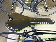 CANNONDALE 2015 SUPERSIX EVO 5 105 REP COLOR SADDLE（キャノンデール 2015年モデル スーパーシックス エボ ファイブ レプリカ カラー サドル)