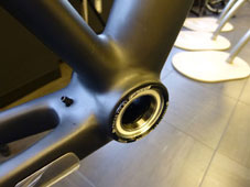 CANNONDALE 2015 SUPERSIX EVO BLACK INC. FRAME SET BLE COLOR BB BOTTOM BRACKET（キャノンデール 2015年モデル スーパーシックス エボ ブラック インク フレームセット ブラック カラー ボトムブラケット)