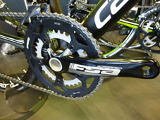 CANNONDALE 2015 ROADBIKE SYNAPSE SHIMANO 105 11 SPEED DISC BBQ COLOR CRANK SET（キャノンデール 2015年モデル ロードバイク シナプス シマノ ディスク ブラック カラー クランク セット）