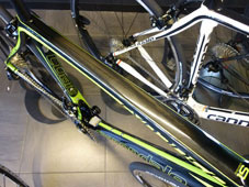 CANNONDALE 2015 SYNAPSE CARBON 5 SHIMANO 105 11speed BLACK COLOR TOPTUBE（キャノンデール 2015年モデル シナプス カーボン ファイブ シマノ 11スピード ブラックカラー トップチューブ)