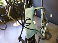 CANNONDALE 2015 SYNAPSE CARBON ULTEGRA BLU COLOR　HEADTUBE（キャノンデール 2015年モデル シナプス カーボン アルテグラ ブルー カラー ヘッドチューブ)