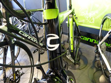 CANNONDALE 2015 ROADBIKE SYNAPSE SHIMANO SORA 9 SPEED BLK COLOR HEADTUBE（キャノンデール 2015年モデル ロードバイク シナプス シマノ ソラ ブラック カラー ヘッドチューブ）