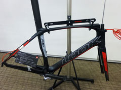 LOOK 2015 ROADBIKE 795 LIGHT FRAME SET CARBON RED（ルック 2015年 モデル ロードバイク フレームセット カーボンレッド）