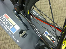 LOOK 2015 ROADBIKE 675 LIGHT PROTEAM CHAINSTAY（ルック 2015年 モデル ロードバイク ライト プロチーム チェーンステイ）  