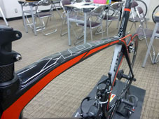 LOOK 2015 ROADBIKE 695 ZR TOPTUBE FRAME SET SIDE（ルック 2015年 モデル ロードバイク フレームセット トップチューブ 横）  