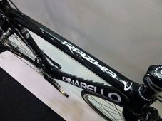 PINARELLO 2015 ROADBIKE RAZHA 105 11speed 946 NAKED COLOR TOPTUBE（ピナレロ ロードバイク 2015年モデル ラザ シマノ 105 11スピード 完成車 ネイキッド カラー トップチューブ)