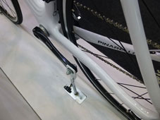 PINARELLO 2015 ROADBIKE RAZHA K SHIMANO 105 11speed 932 WHITE COLOR CHAIN STAY（ピナレロ ロードバイク 2015年モデル ラザ ケー シマノ 105 11スピード 完成車 ホワイト カラー チェーンステイ)