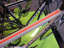 CANNONALE 2016 SUPERSIX EVO HI-MOD 2 DURAACE PRM COLOR（キャノンデール 2016年モデル スーパーシックスエボ ハイモッド ツー デュラエース シマノ 11スピード グレー カラー トップチューブ)