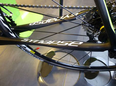 CANNONDALE 2017 SYNAPSE CARBON SHIMANO ULTEGRA Di2 6870 BLACK COLOR CHAINSTAY（キャノンデール 2017年モデル シナプス カーボン シマノ 電動 アルテグラブラック カラー)