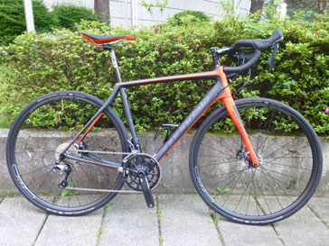 CANNONDALE 2017 SYNAPSE HI-MOD ULTEGRA DISC RED COLOR（キャノンデール 2017年モデル シナプス ハイモッド アルテグラ ディスク レッド カラー)