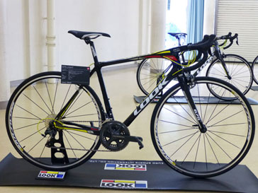 LOOK 2016 ROADBIKE 675 LIGHT SHIMANO ULTEGRA 6800 11speed PROTEAM COLOR COMPLETED（ルック 675 ライト ロードバイク シマノ アルテグラ 完成車 プロチーム カラー 実車）