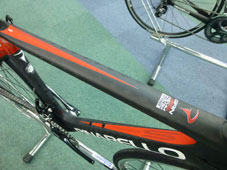PINARELLO 2016 ROADBIKE GAN S ULTEGRA 11speed 239 BLACK RED COLOR TOPTUBE（ピナレロ ロードバイク 2016年モデル ガンエス シマノ アルテグラ 11スピード 完成車 ブラックレッド カラー トップチューブ)