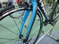PINARELLO 2016 ROADBIKE GAN S ULTEGRA 11speed 388 BLACK SKY COLOR ONDA F8 FRONT FORK FLATBACK DESIGN（ピナレロ ロードバイク 2016年モデル ガンエス シマノ アルテグラ 11スピード 完成車 ブラックスカイ カラー オンダ フロント フォーク フラッドバック デザイン)