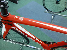 PINARELLO 2016 ROADBIKE GAN S ULTEGRA 11speed 399 RED WHITE COLOR TOPTUBE（ピナレロ ロードバイク 2016年モデル ガンエス シマノ アルテグラ 11スピード 完成車 レッドホワイトカラー トップチューブ)