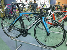 PINARELLO 2016 ROADBIKE GAN S SHIMANO ULTEGRA 11s 388 BKACK SKY COLOR（ピナレロ 2016年モデル ロードバイク ガン エス シマノ アルテグラ 11スピード 完成車 ブラックスカイ カラー）