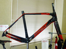 WILIER TRIESTINA 2016 ROADBIKE CENTO 1 SR 2 TWO FRAME SET BLACK RED COLOR（ウィリエール トリエスティーナ  2016年モデル ロードバイク チェント ウノ エスアール ツー フレームセット ブラックレッド カラー）