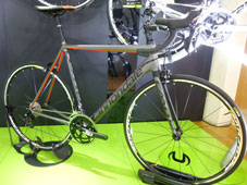 CANNONDALE 2017 ROADBIKE CAAD12 105 BQR COLOR（キャノンデール 2017年 ロードバイク キャドトゥエルブ シマノ チャーコールグレイ カラー）