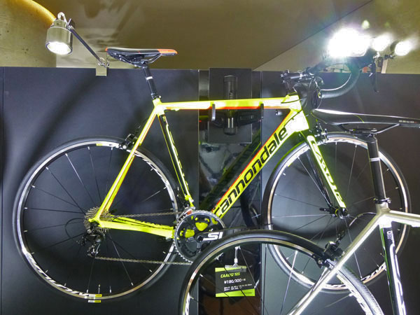 CANNONDALE CAAD12 ROADBIKE 2017 105 キャノンデール ロードバイク