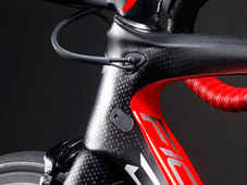 PINARELLO 2019 ROADBIKE DOGMA F10 167 BLACK LAVA COLOR THINK2 WIRE（ピナレロ ロードバイク 2019年モデル ドグマ エフテン ブラックラバ カラー 機械式 ワイヤー)