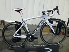 PINARELLO 2019 ROADBIKE DOGMA F10 FRAME SET 165 SEDERAL WHITE COLOR（ピナレロ 2019年モデル ロードバイク ドグマ エフテン フレームセット セデラルホワイト カラー サイド）