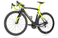 PINARELLO 2017 ROADBIKE DOGMA F8 FRAME SET 020 CARBON YELLOW FLUO COLOR（ピナレロ 2017年モデル ロードバイク ドグマ エフエイティー フレームセット カーボンイエローフルオ カラー）