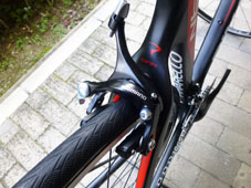 PINARELLO 2017 ROADBIKE GAN SHIMANO 105 11s 048 CARBON RED COLOR BR-R560 BRAKE CALIPER（ピナレロ 2017年モデル ロードバイク ガン シマノ 11スピード 完成車 カーボンレッド カラー）