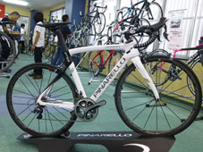 PINARELLO 2017 ROADBIKE DOGMA F8 FRAME SET 021 WHITE COLOR（ピナレロ 2017年モデル ロードバイク ドグマ エフエイティー フレームセット ホワイト カラー）