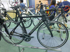 PINARELLO 2017 ROADBIKE GAN RS SHIMANO ULTEGRA 11s 040 MAGLIA NERA COLOR（ピナレロ 2017年モデル ロードバイク ガンエス シマノ アルテグラ 11スピード 完成車 マリアネラ ブラック カラー）