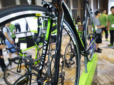 CANNONDALE 2018 ROADBIKE CAAD12 105 COMPACT REP REPLICA COLOR FRONT FORK（キャノンデール 2018年 ロードバイク キャドトゥエルブ シマノ コンパクト レプリカ カラー）