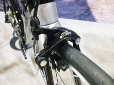 CANNONDALE 2018 ROADBIKE SYNAPSE CARBON 105 SLV JET BLACK FINE SILVER COLOR BRAKE CALIPER（キャノンデール 2018年 ロードバイク シナプス カーボン ジェットブラック ファイン シルバー カラー）