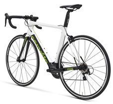 CERVELO 2018 ROADBIKE S2 Shimano 105 WHITE GREEN COLOR（サーベロ 2018年モデル ロードバイク エスツー シマノ 完成車 ホワイト グリーン カラー 左後）