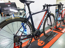 CERVELO 2018 ROADBIKE R3 Shimano R8050 ULTEGRA Di2 NAVY RED COLOR SEATTUBE（サーベロ 2018年モデル ロードバイク アールスリー シマノ 電動 アルテグラ 完成車 ネイビーレッド カラー）