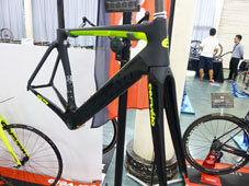 CERVELO 2018 ROADBIKE S5 FRAME SET BLACK GREEN COLOR SIDE（サーベロ 2018年モデル ロードバイク エスファイブ フレームセット ブラック /グリーン カラー）