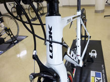 LOOK 2018 ROADBIKE 765 OPTIMUM ULTEGRA MIX R8000 COMPLETED WHITE GLOSSY COLOR HEADTUBE（ルック 2018年モデル オプティマ厶 シマノ アルテグラ ミックス 完成車 ロードバイク ホワイトグロッシー カラー）