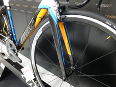 WILIER TRIESTINA 2019 ROADBIKE CENTO10 CENTO 10 ELITE SHIMANO ULTEGRA WHITE COLOR FRONT FORK（ウィリエール トリエスティーナ  2019年モデル ロードバイク チェント ディエチ エリート シマノ アルテグラ 完成車 ホワイト カラー）